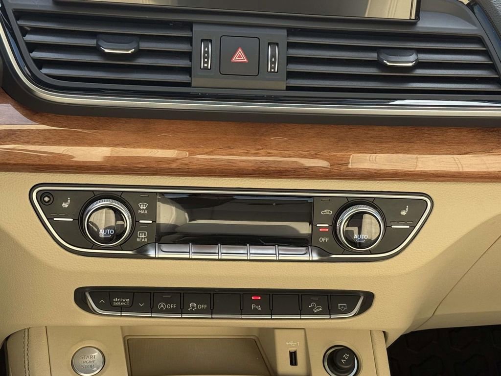 Used 2021 Audi Q5 2.0T Premium Plus w/ Premium Plus Package image 18