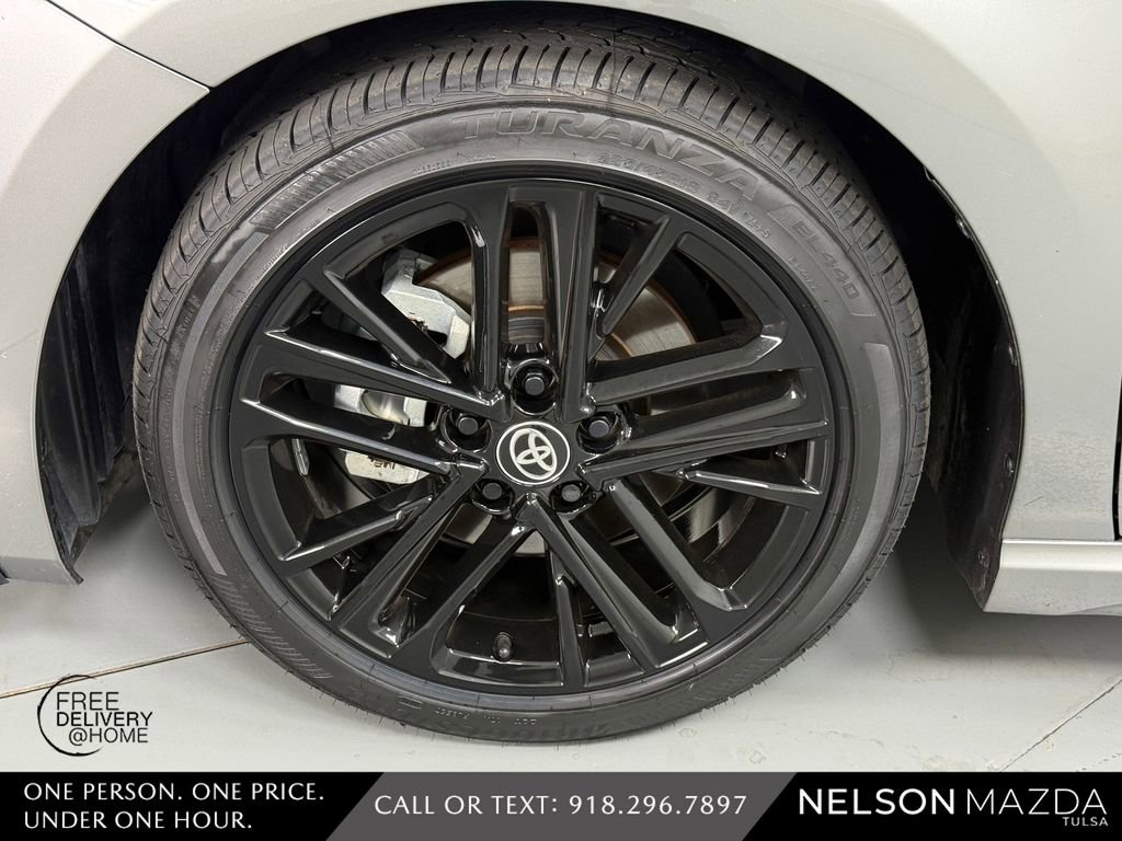 Used 2025 Toyota Camry SE w/ Convenience Package FWD image 13