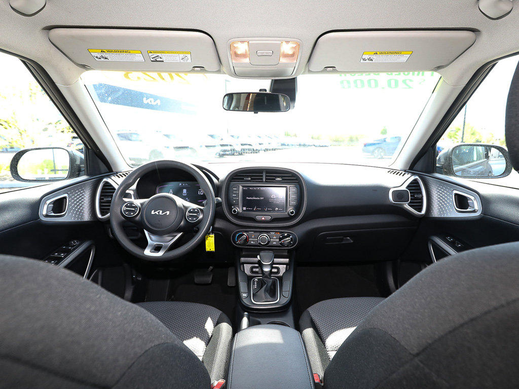 Used 2023 Kia Soul LX w/ Option Group 015 FWD image 23