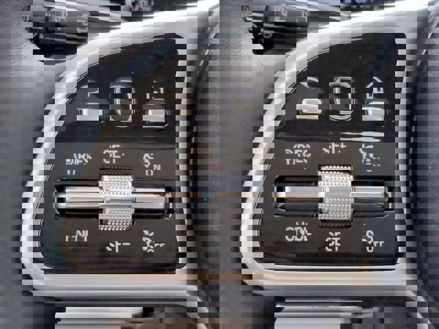 Used 2022 Mercedes-Benz GLE 350 4MATIC image 26