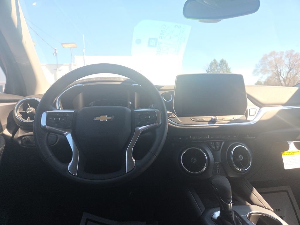New 2026 Chevrolet Blazer LT image 11