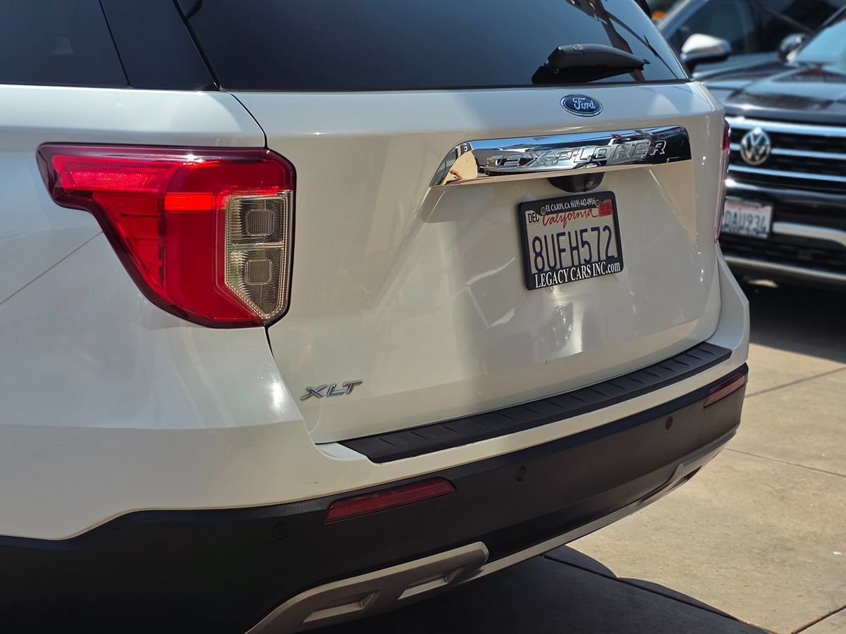 Used 2020 Ford Explorer XLT w/ Equipment Group 202A RWD image 10