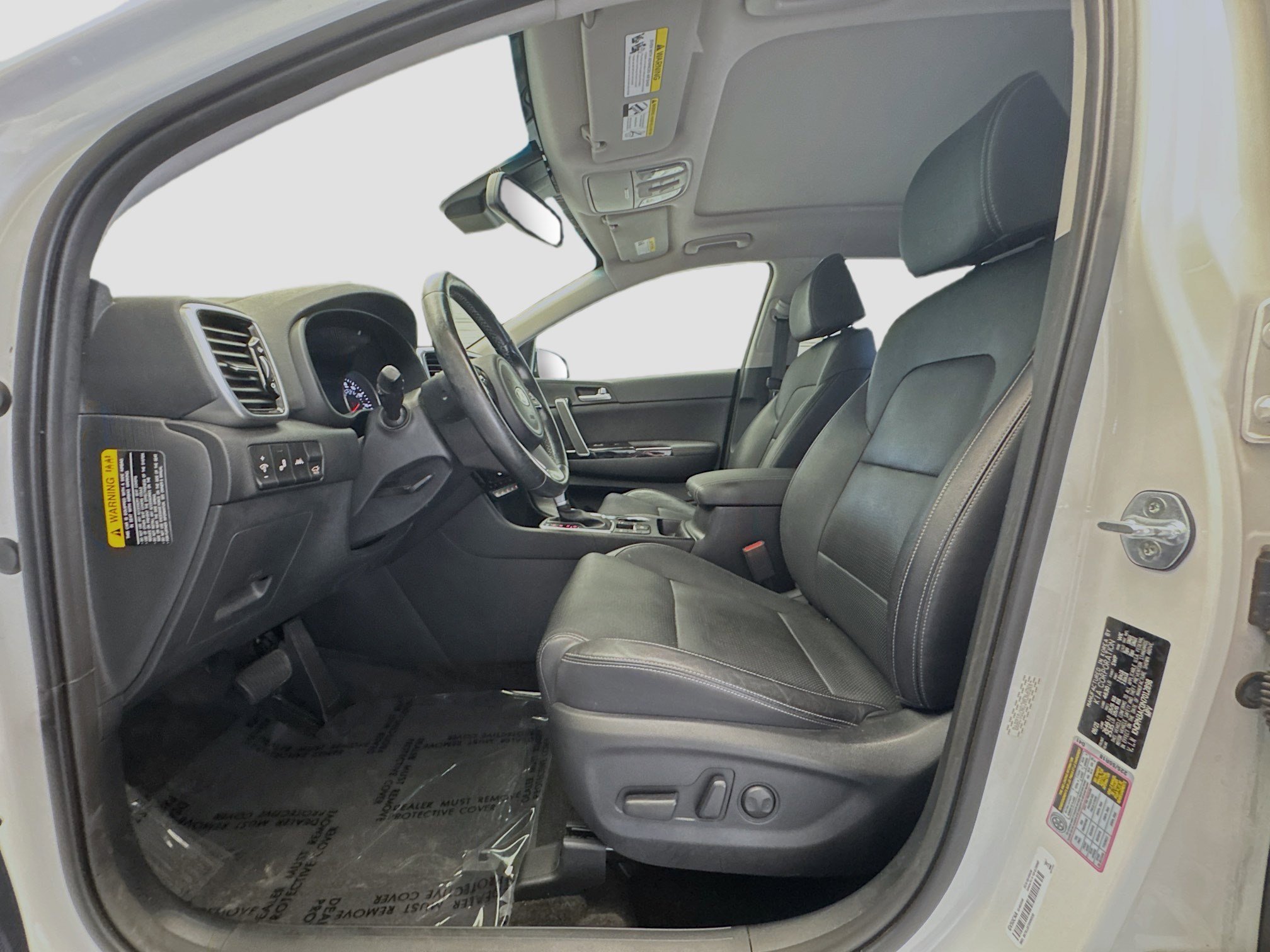 Used 2022 Kia Sportage EX w/ EX Technology Package image 13