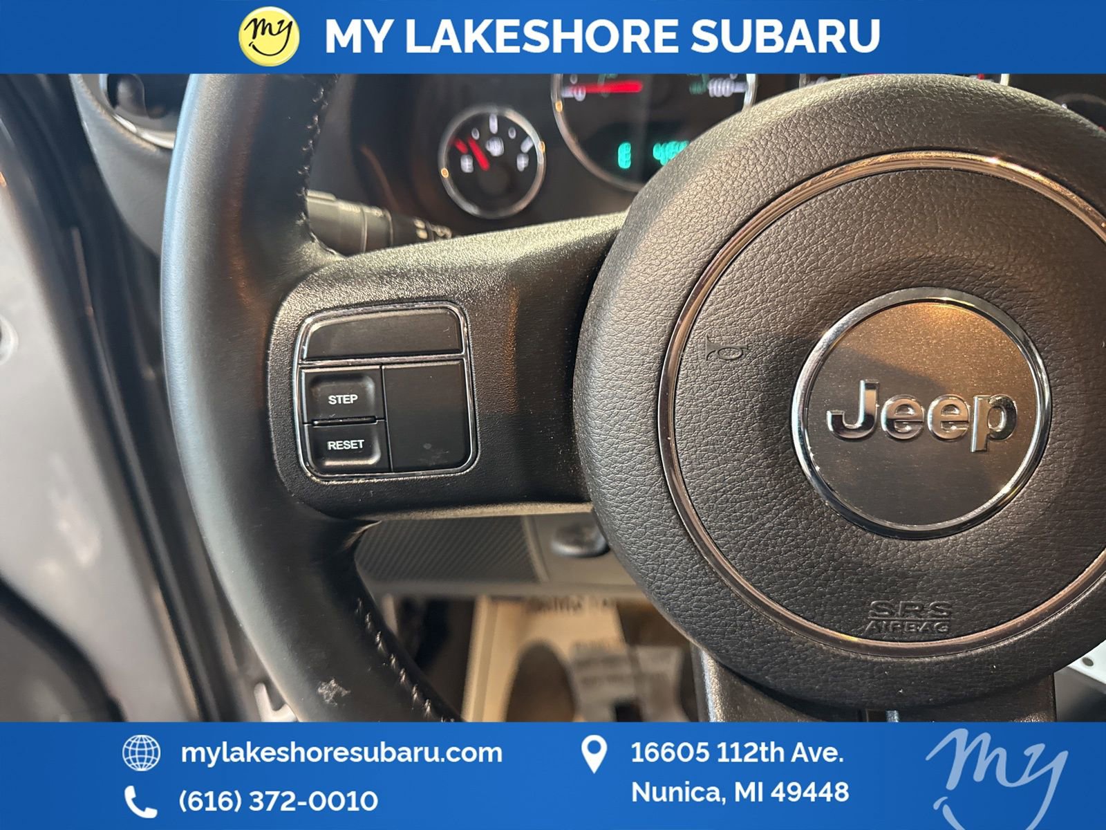 Used 2015 Jeep Wrangler Unlimited Sahara image 12