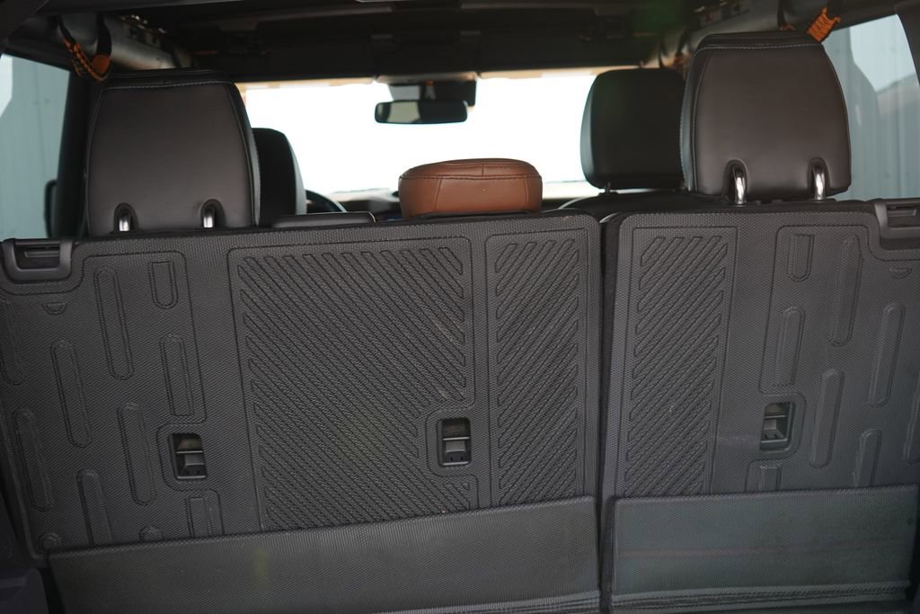 Used 2021 Ford Bronco Outer Banks w/ Sasquatch Package AWD/4WD image 7