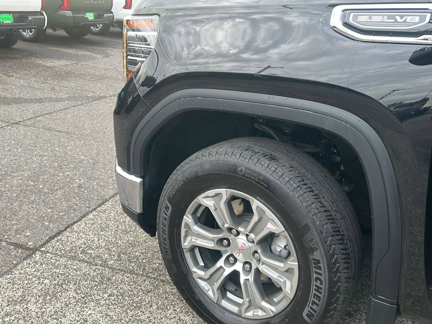 Used 2024 GMC Sierra 1500 SLT image 28