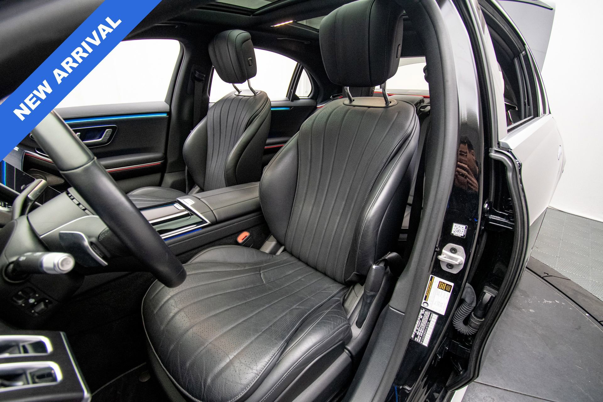Used 2023 Mercedes-Benz S 500 4MATIC w/ AMG Line image 14