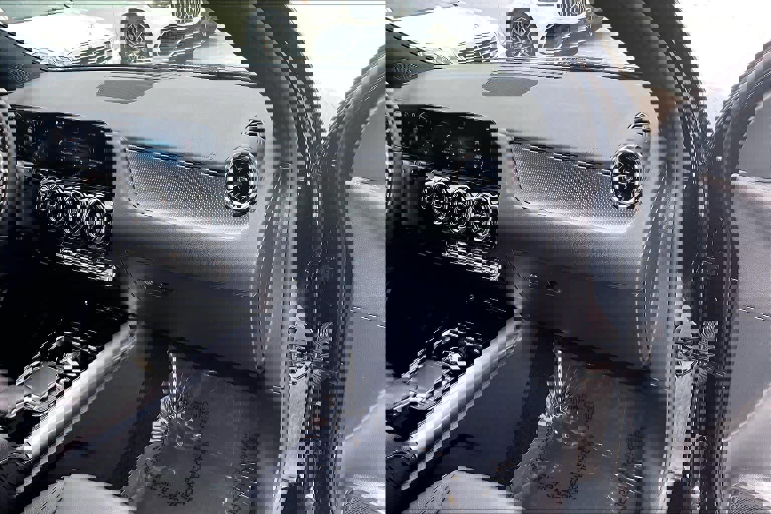 Used 2023 Mercedes-Benz GLA 250 image 17