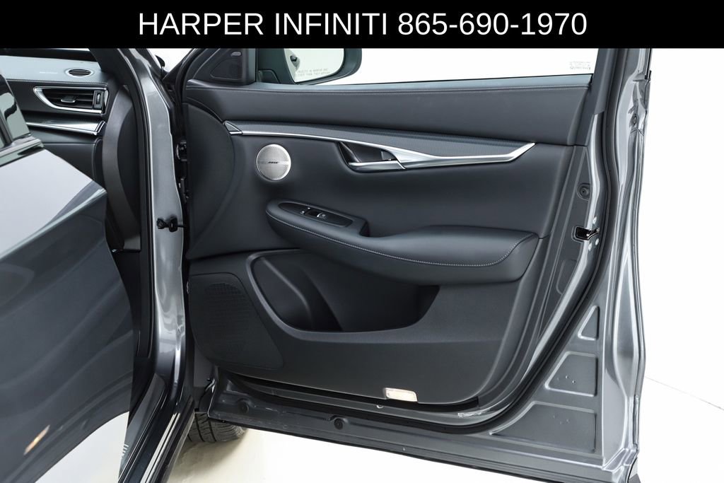 Used 2025 INFINITI QX50 Sport image 32