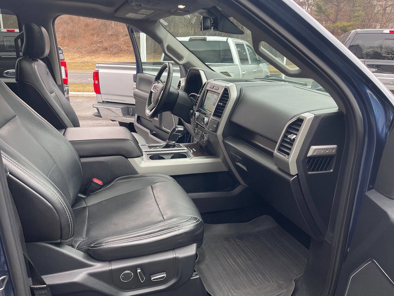 Used 2017 Ford F150 Lariat w/ Equipment Group 502A Luxury image 36