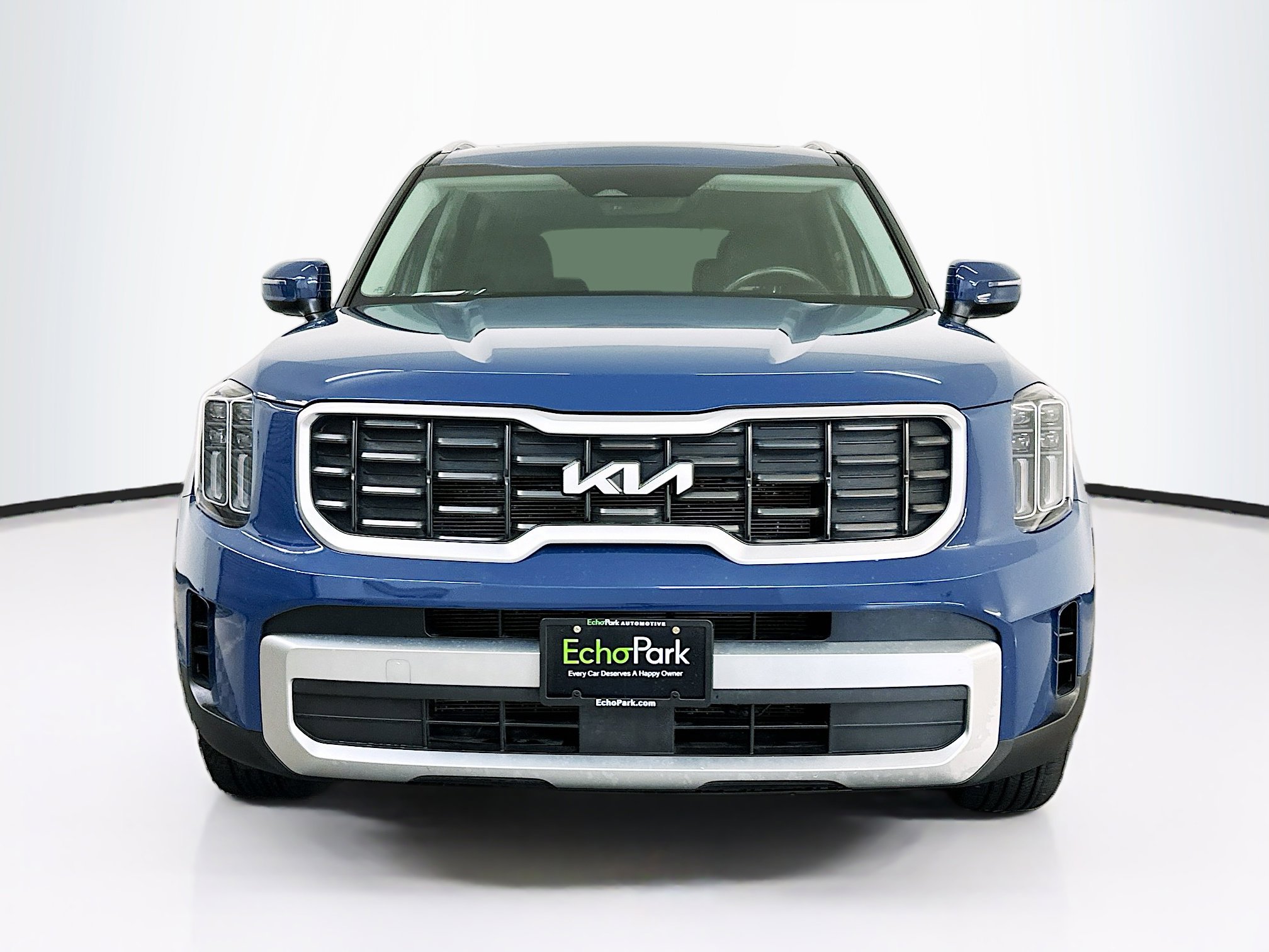 Used 2023 Kia Telluride S w/ S Sunroof Package image 2