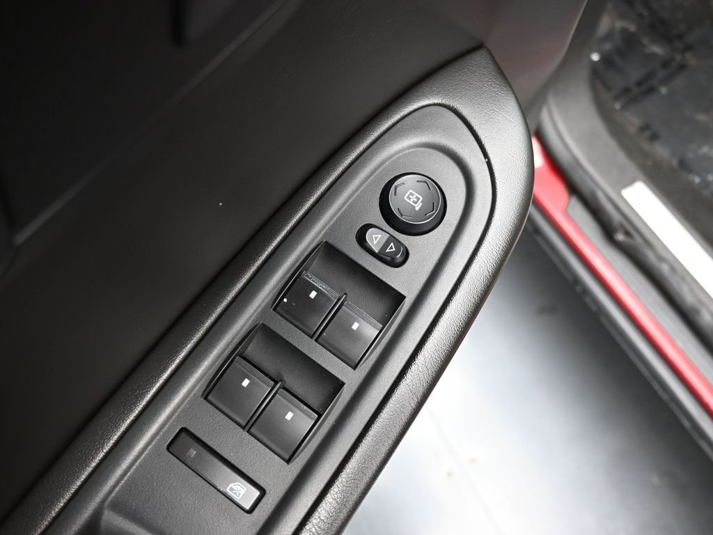 Used 2013 GMC Acadia SLT image 31