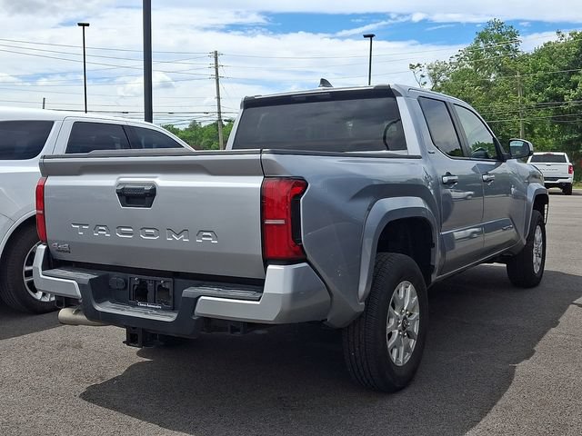 Used 2024 Toyota Tacoma SR5 AWD/4WD image 6