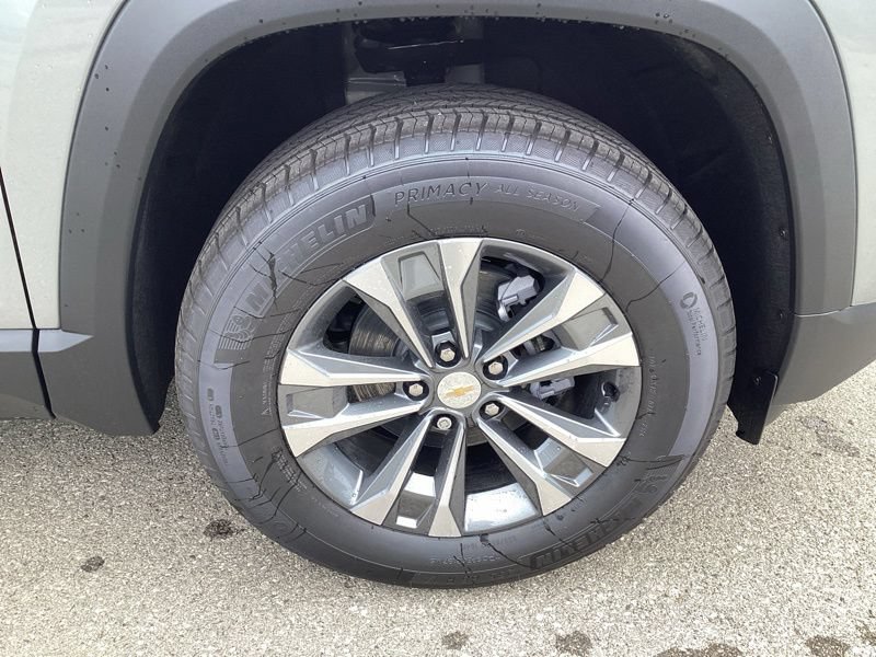 New 2027 Chevrolet Equinox LT w/ Convenience Package II AWD/4WD image 9