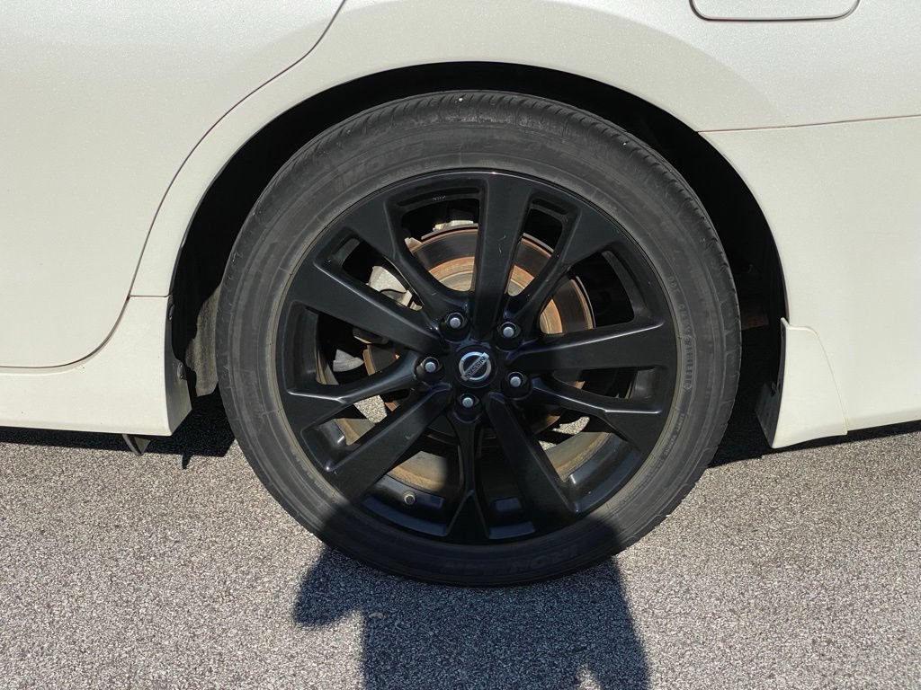Used 2018 Nissan Altima 2.5 SR w/ SR Midnight Edition FWD image 5