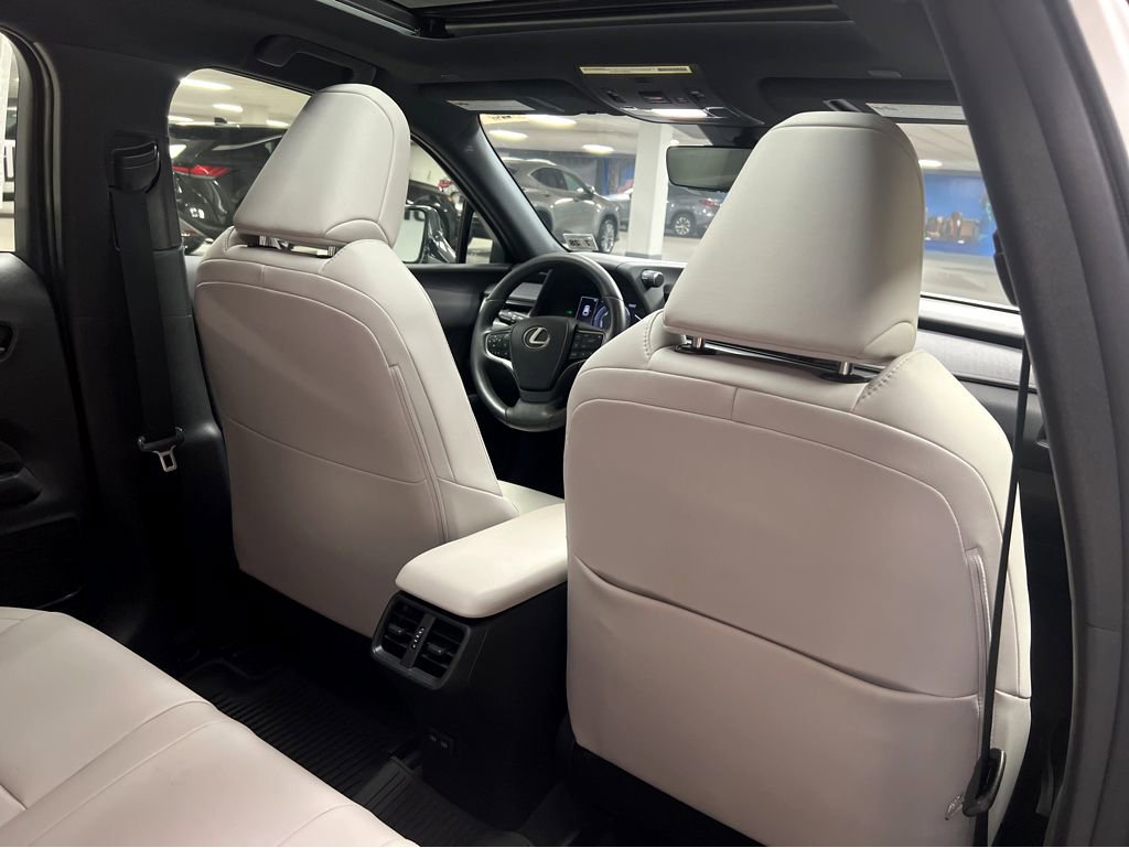Certified 2024 Lexus UX 250h AWD w/ Premium Package image 22