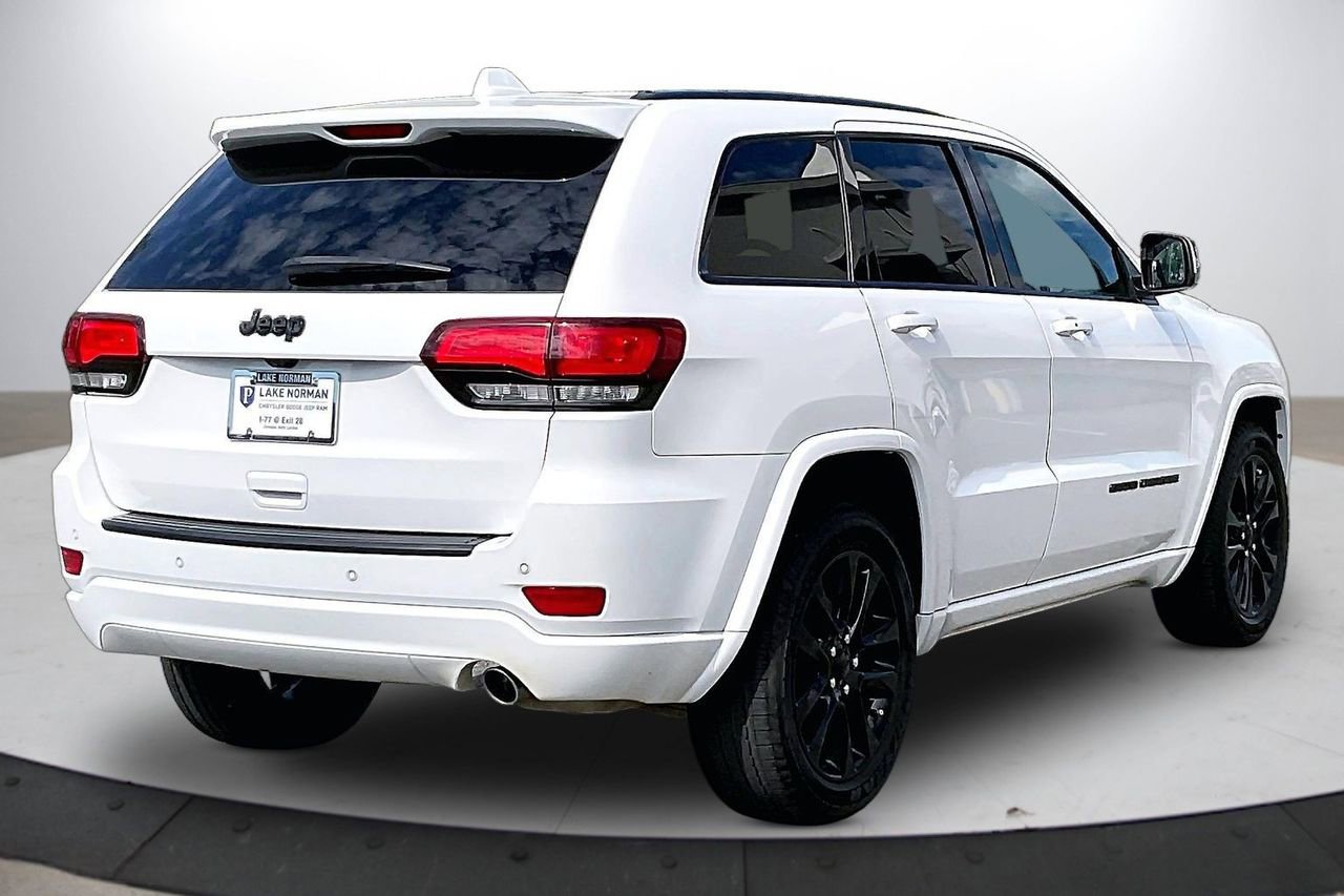 Certified 2021 Jeep Grand Cherokee Laredo X RWD image 9