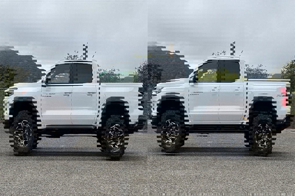 New 2026 Chevrolet Colorado ZR2 w/ Technology Package image 7