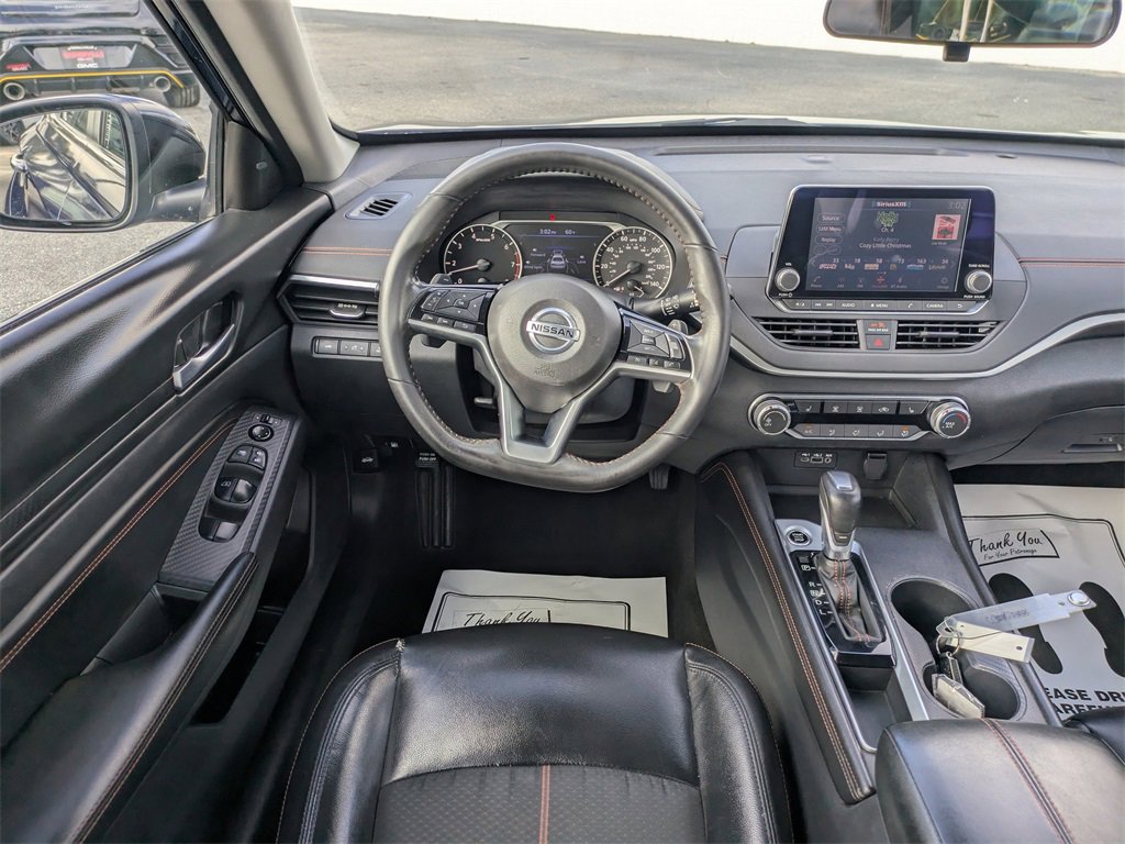 Used 2021 Nissan Altima 2.5 SR w/ SR Premium Package image 13