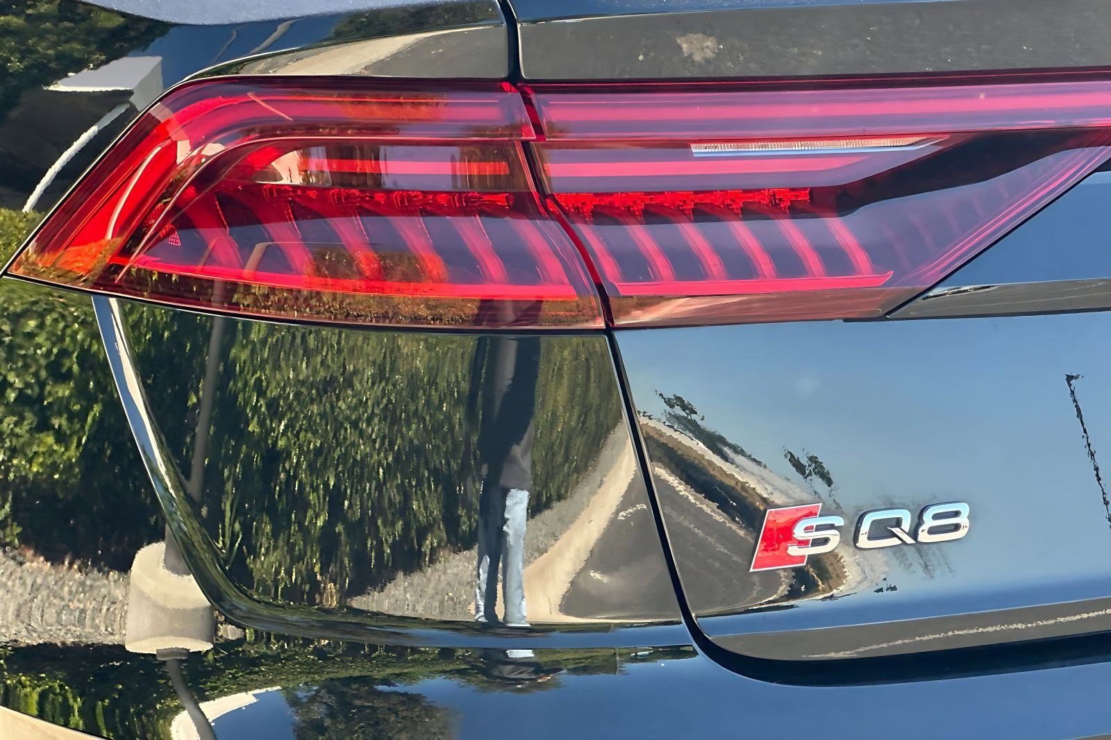 Used 2022 Audi SQ8 Prestige w/ Prestige Package image 11