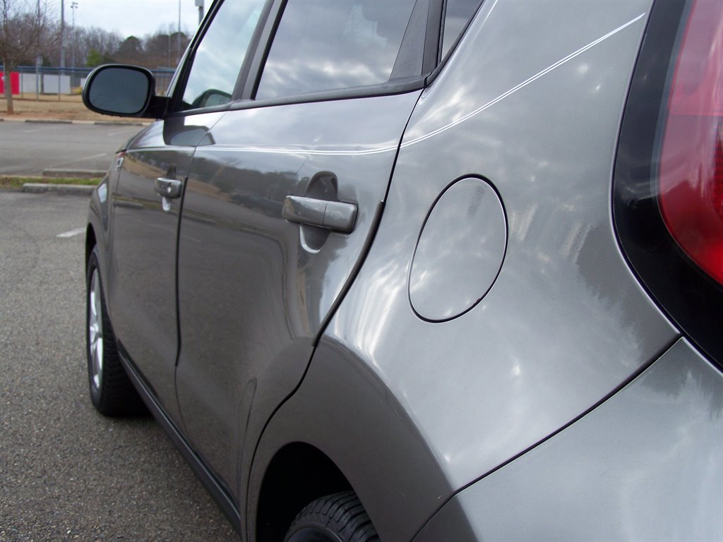 Used 2019 Kia Soul FWD image 15