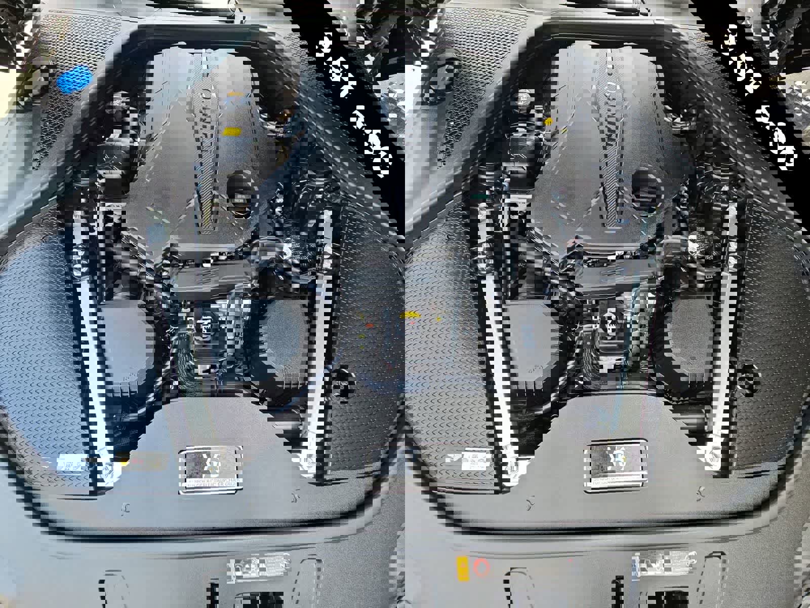 Used 2025 Genesis G90 3.5T image 13