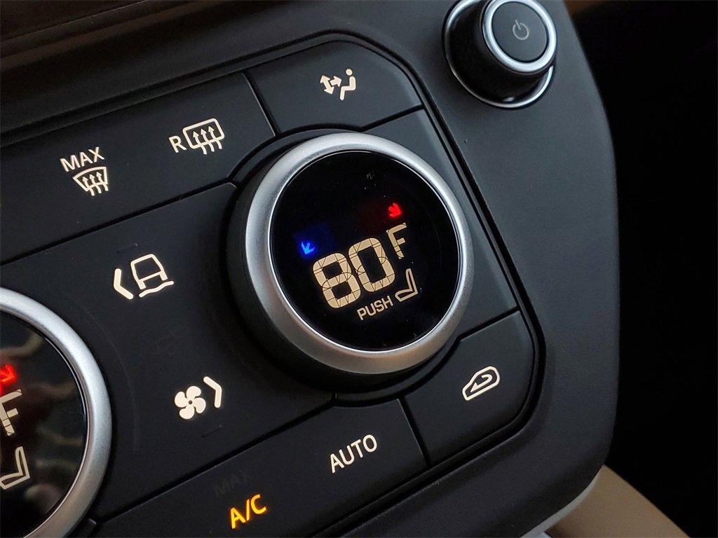 New 2026 Land Rover Defender 130 X-Dynamic SE image 24