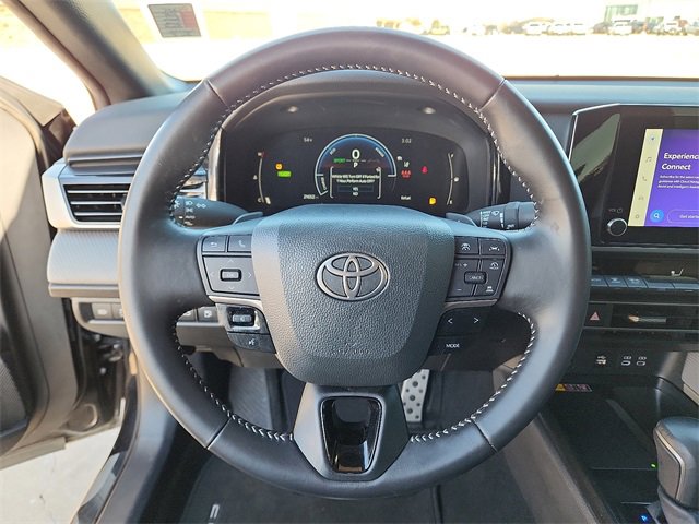 Used 2025 Toyota Camry XSE image 15
