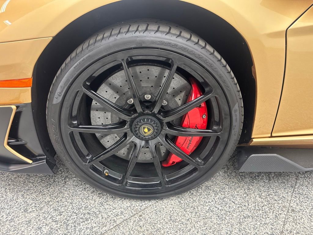 Used 2019 Lamborghini Aventador SVJ image 28