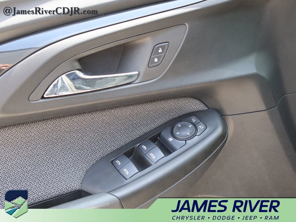 Used 2023 Chevrolet TrailBlazer LT w/ Convenience Package FWD image 20