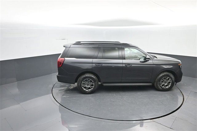 New 2026 Ford Expedition Active image 28