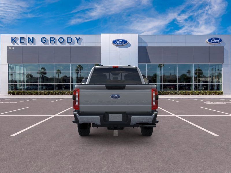 New 2026 Ford F250 XLT w/ XLT Premium Package AWD/4WD image 6