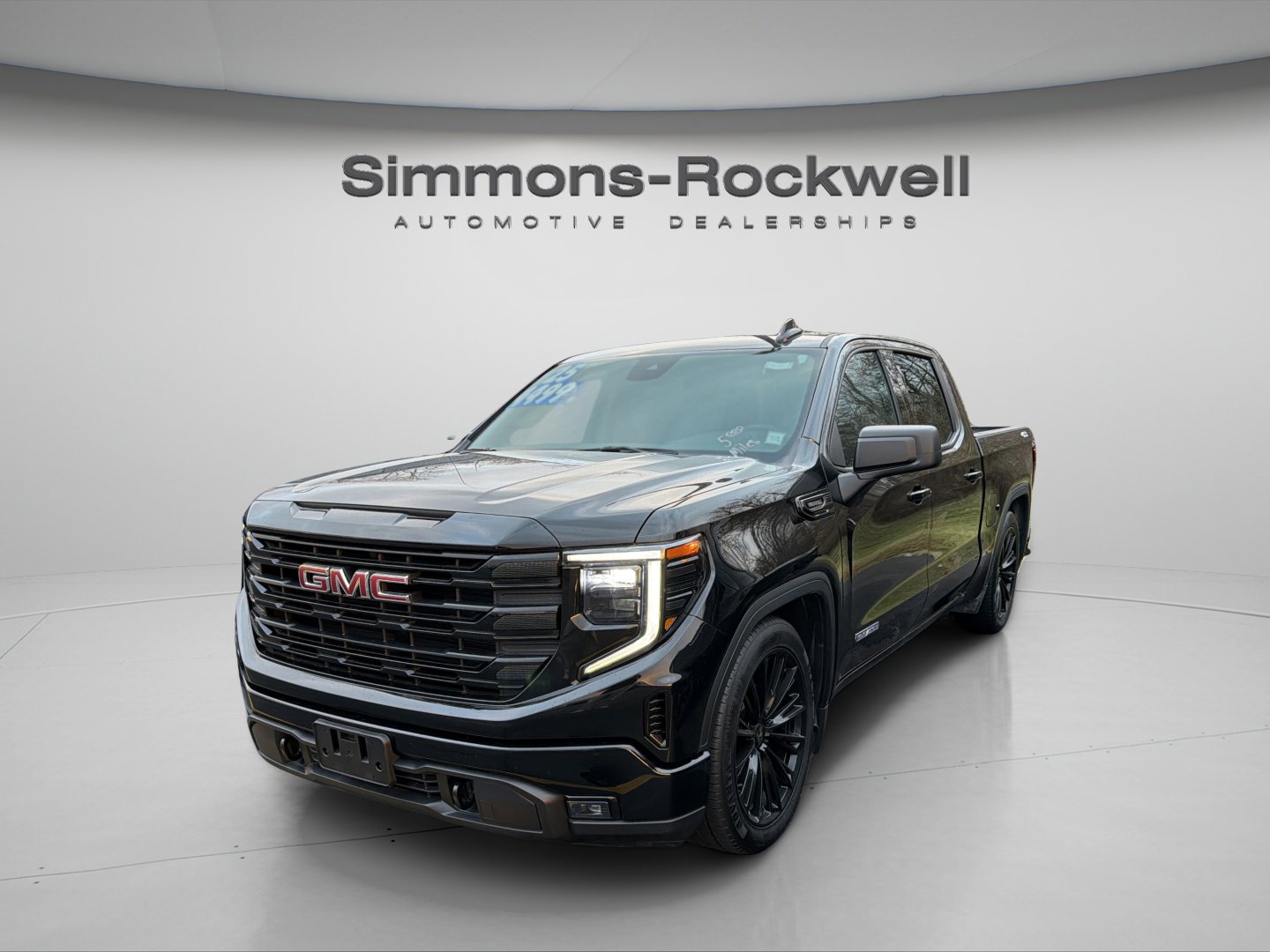 Used 2025 GMC Sierra 1500 Elevation