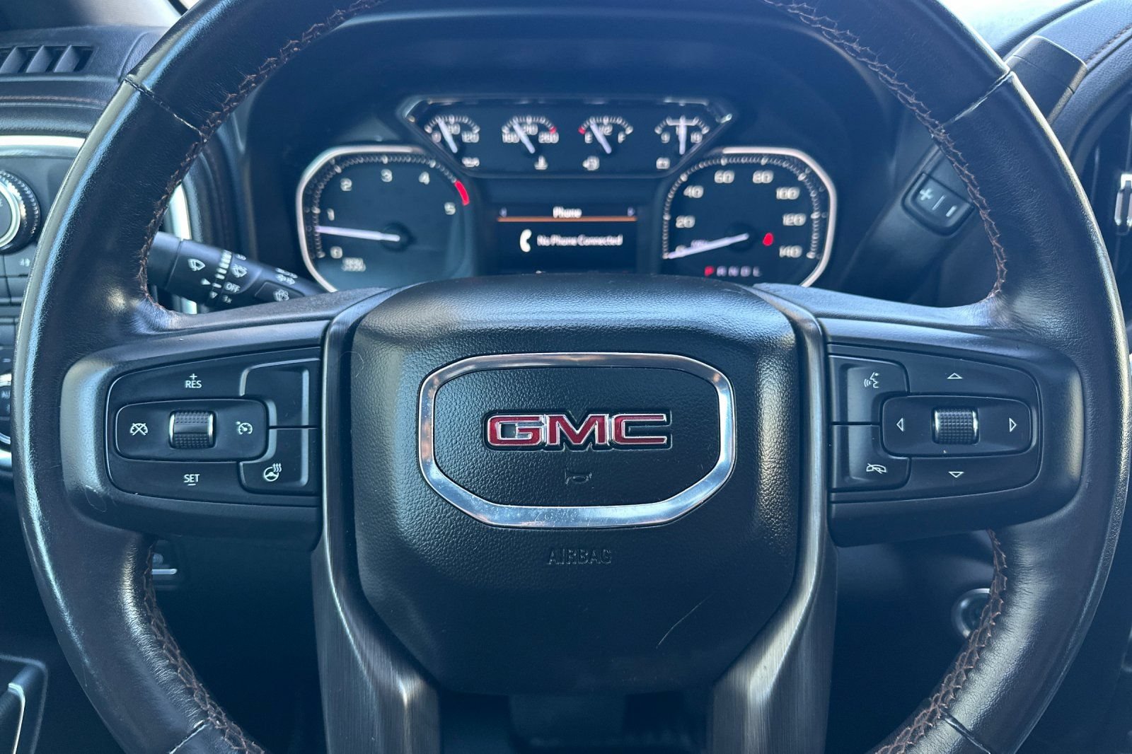 Used 2021 GMC Sierra 2500 AT4 w/ AT4 Preferred Package AWD/4WD image 22