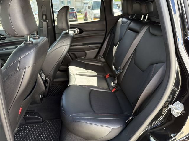 Used 2024 Jeep Compass Trailhawk AWD/4WD image 23