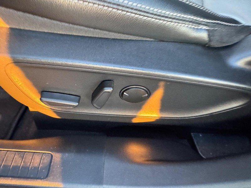 Used 2024 Ford Escape Platinum w/ Premium Technology Package image 16