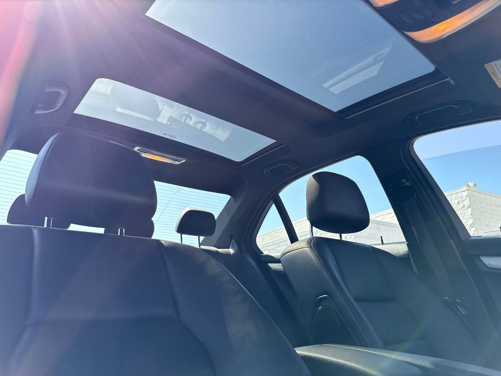 Used 2012 Mercedes-Benz C 250 Sedan image 37