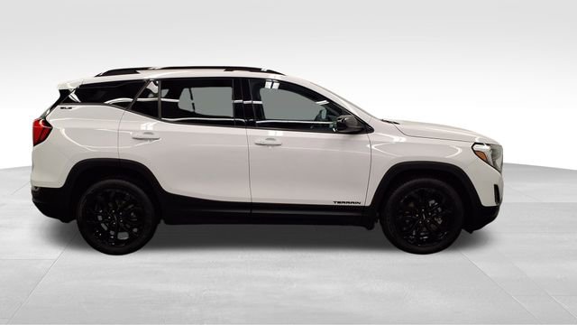 Used 2020 GMC Terrain SLE w/ Driver Convenience Package image 11