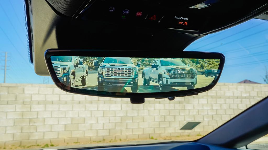 New 2026 Cadillac Optiq Sport 1 image 22