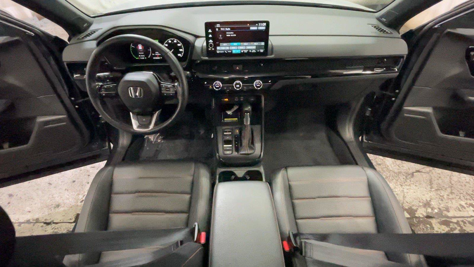 Used 2024 Honda CR-V Sport Touring image 25