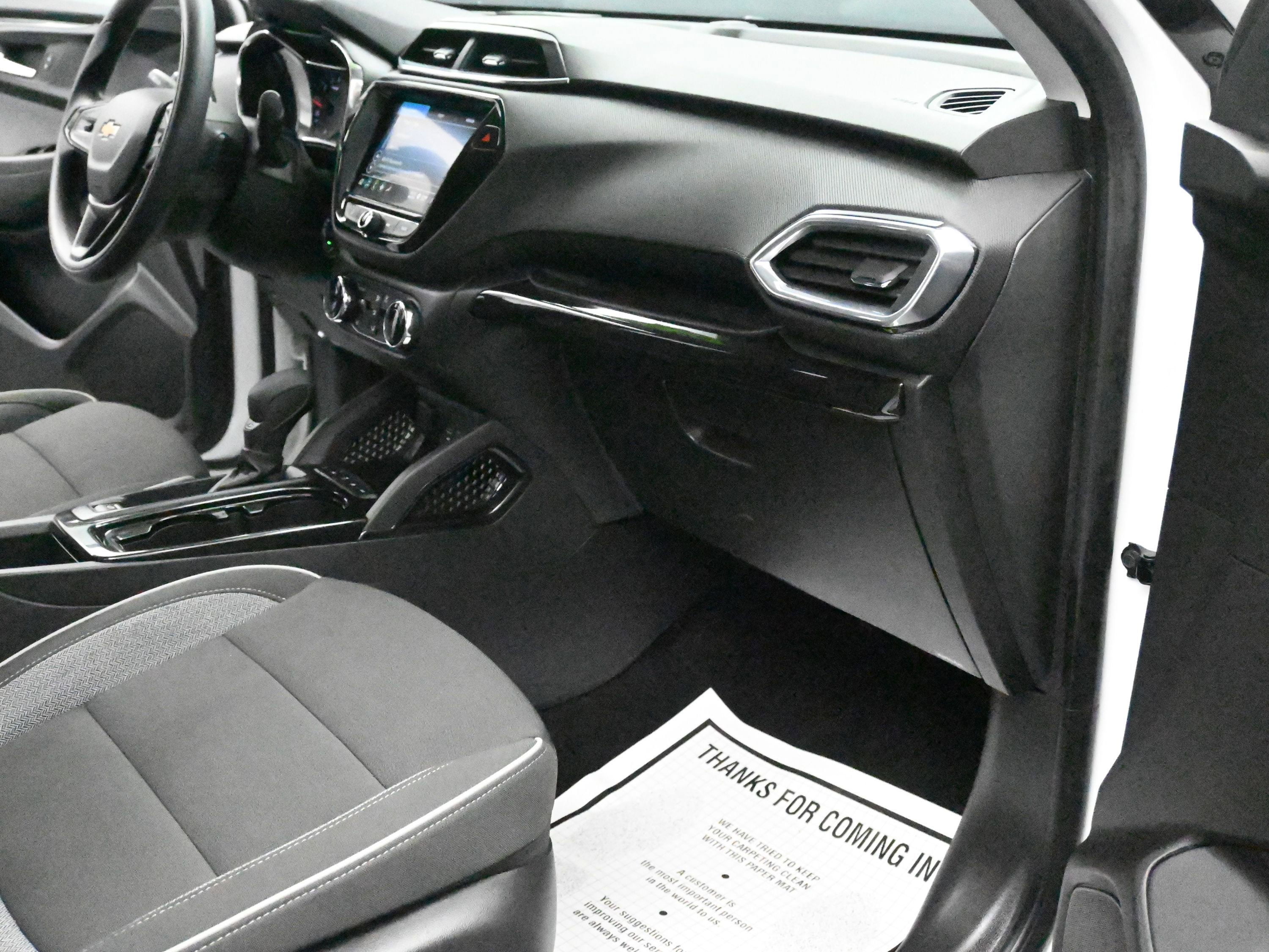 Used 2023 Chevrolet TrailBlazer LT w/ Convenience Package image 27