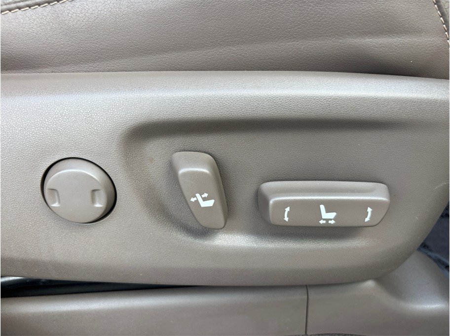 Used 2018 Lexus GX 460 Premium w/ Premium Package AWD/4WD image 44
