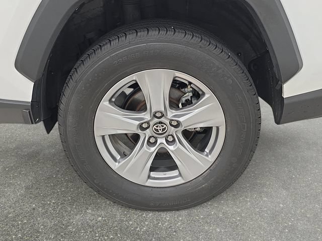 Certified 2024 Toyota RAV4 XLE FWD image 27