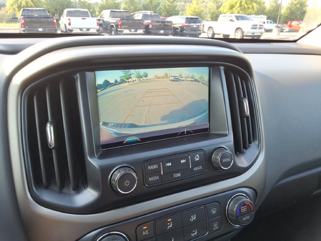 Used 2018 Chevrolet Colorado Z71 w/ Centennial Edition RWD image 33