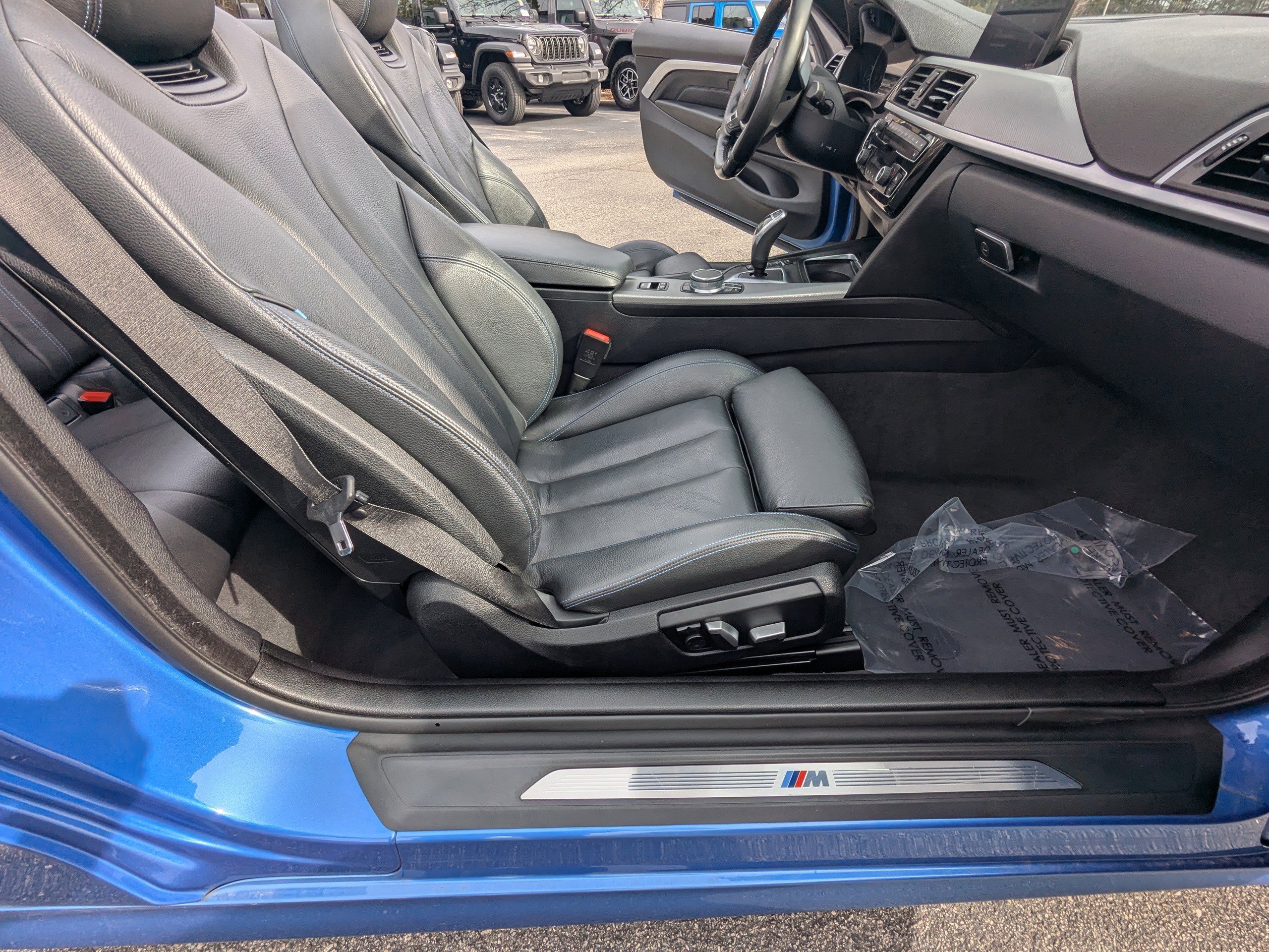 Used 2019 BMW 440i xDrive 440i xDrive w/ M Sport Package image 12