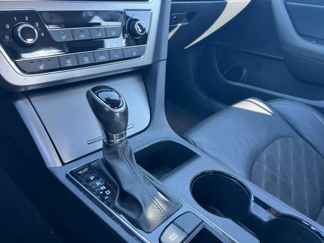 Used 2017 Hyundai Sonata Sport w/ Value Edition Package 02 FWD image 17