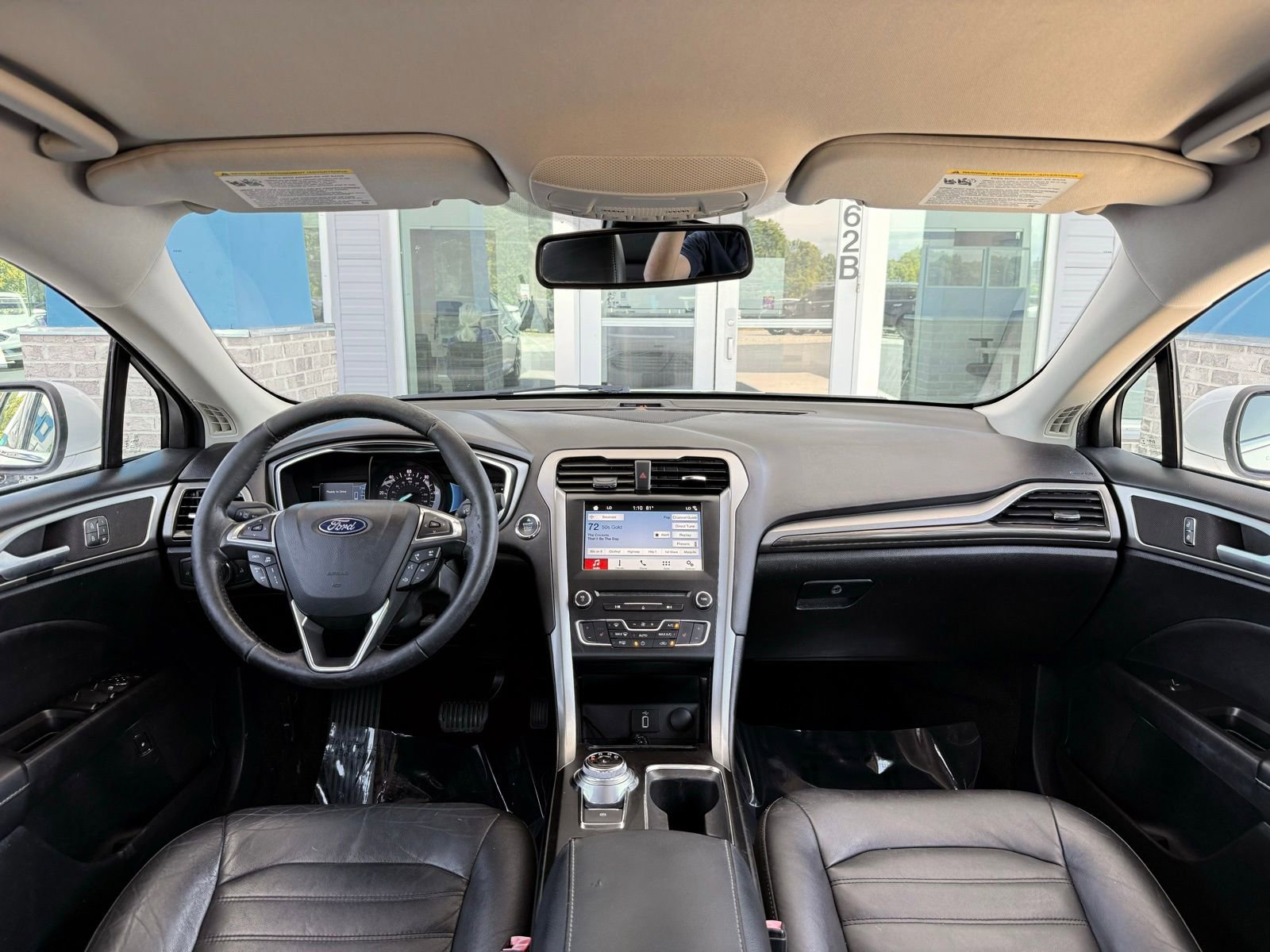Used 2018 Ford Fusion SE w/ Equipment Group 602A FWD image 21
