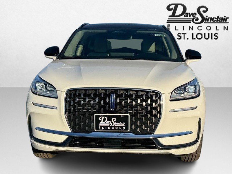 New 2025 Lincoln Corsair Grand Touring image 2