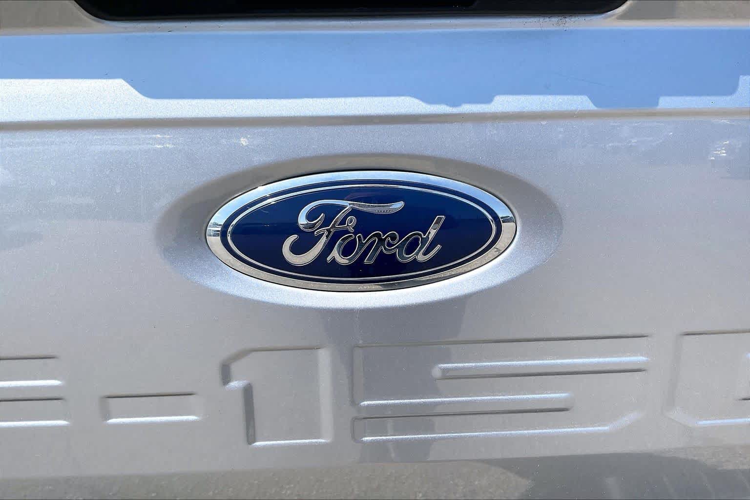 Used 2021 Ford F150 XL w/ Trailer Tow Package RWD image 10