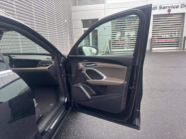 Used 2025 Audi Q5 Premium Plus w/ Premium Plus AWD/4WD image 43
